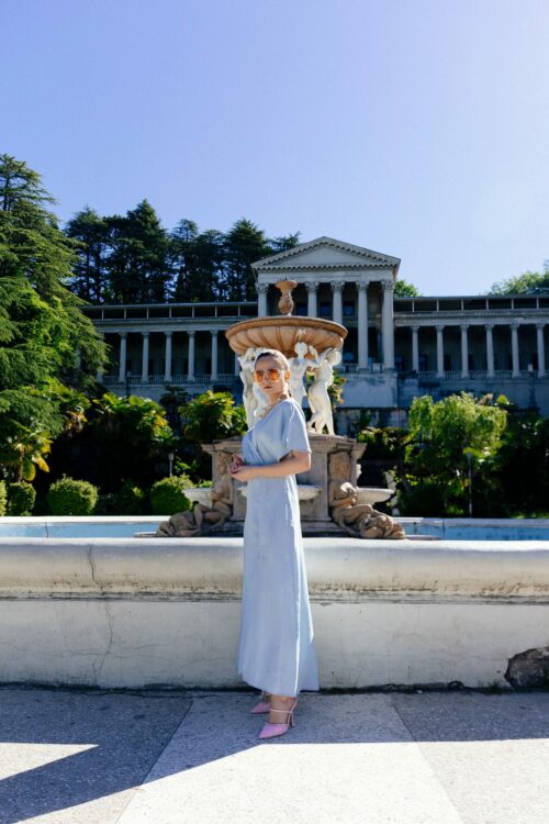 pexels-elizabeth-tarasova-8598959