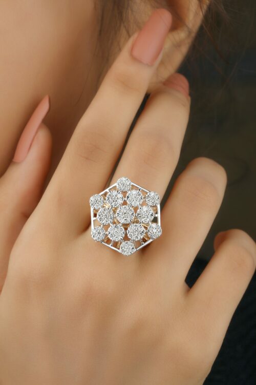 pexels-the-glorious-studio-10792976