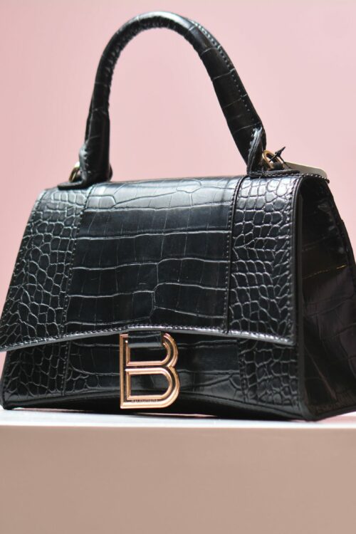 pexels-tarek-shahin-12428373