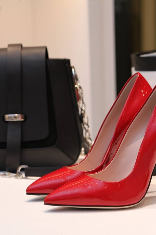 pexels-alexandra-maria-336372