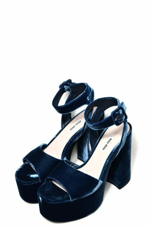 pexels-skylar-kang-6046186