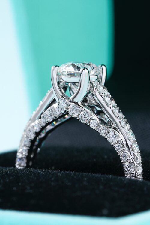 pexels-the-glorious-studio-12197266