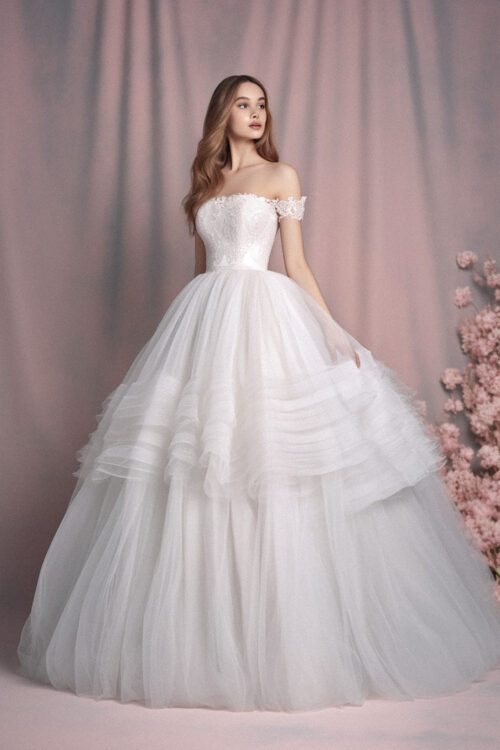 ksdata_image_similar_to_the_one_in_the_link_beautiful_model_sta_d026e1a0-8dc8-4806-9049-46626dbc4105